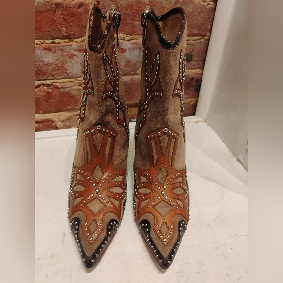 Donald J. Pliner Tonto Suede/Lizard  Studded Boot Size 8.5 NWOB